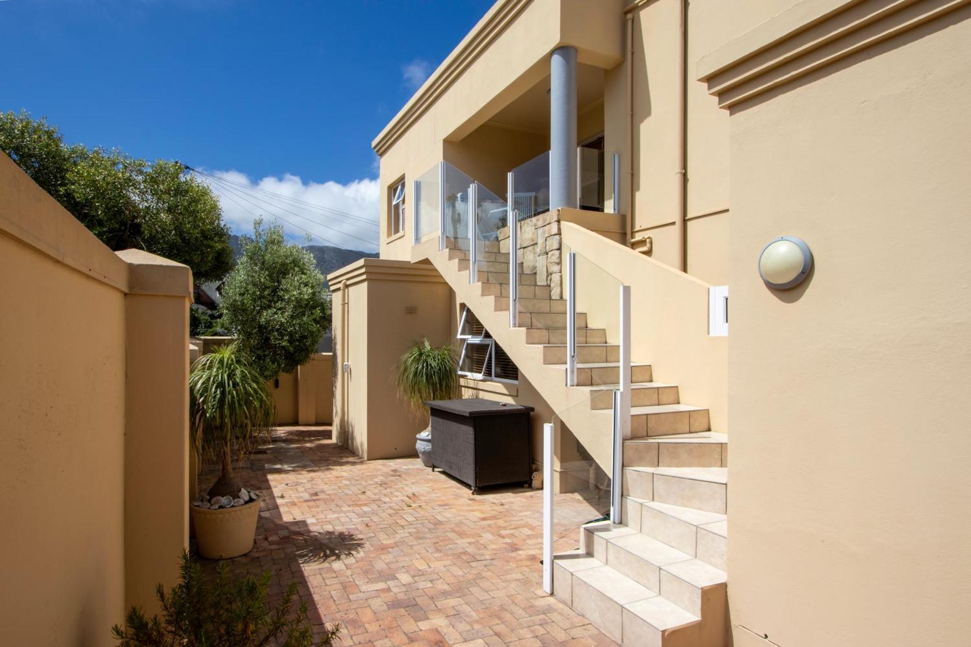 Ocean View Living Villa Hermanus Dış mekan fotoğraf